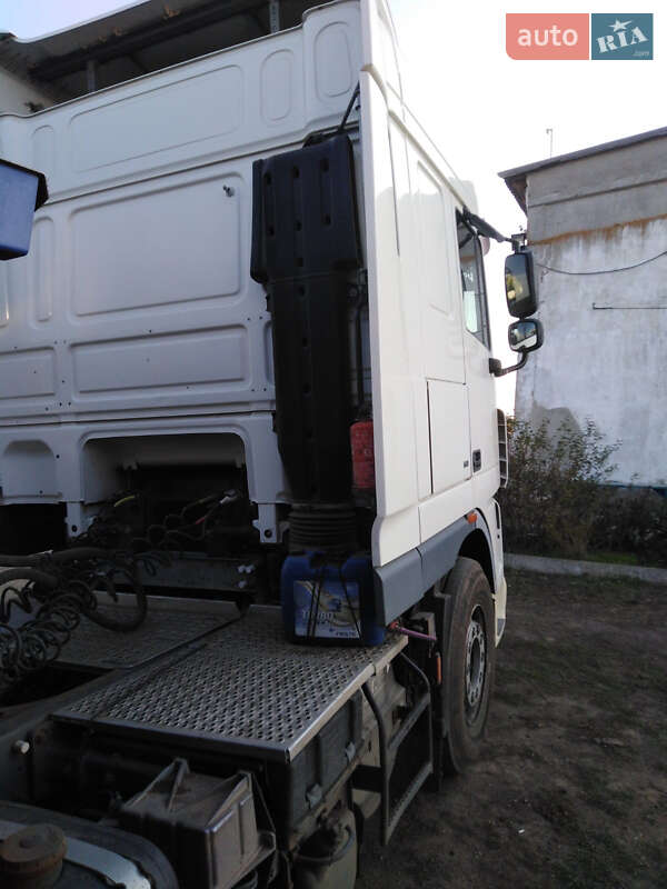 Тягач DAF XF 105 2008 в Кам'янець-Подільському