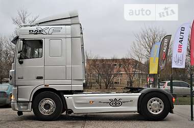 Тягач DAF XF 105 2011 в 