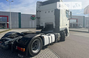Тягач DAF XF 105 2010 в 
