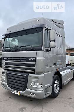 Тягач DAF XF 105 2013 в 