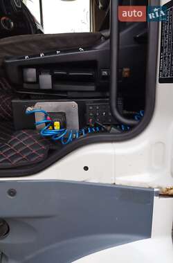 Тягач DAF XF 105 2011 в 