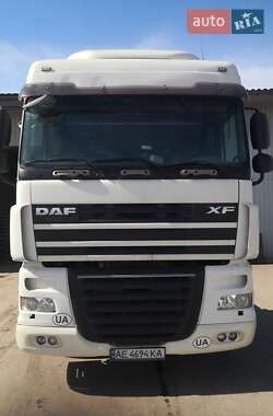 Тягач DAF XF 105 2008 в Кам'янському