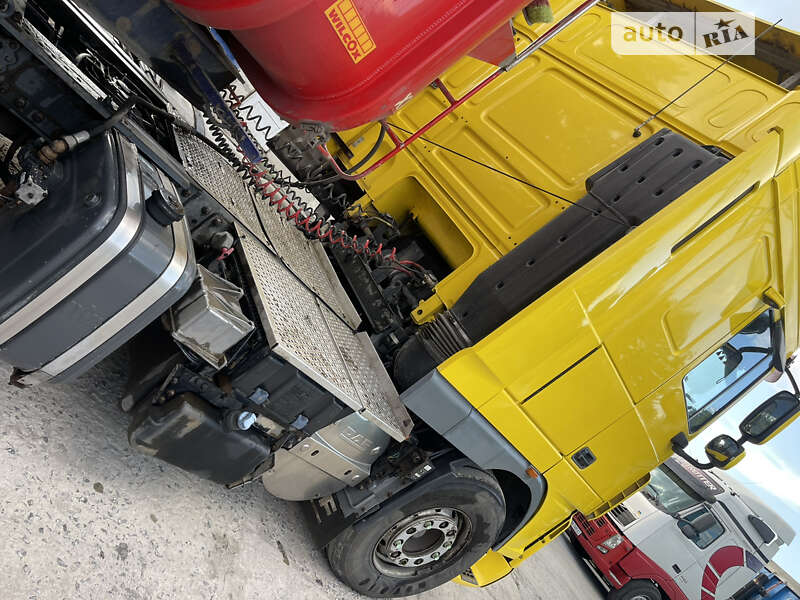 Тягач DAF XF 105 2009 в Лановцах