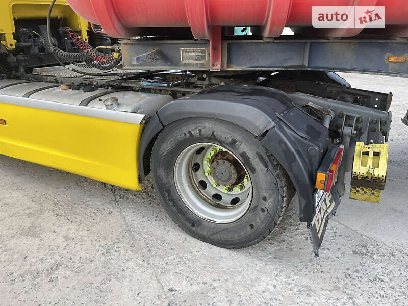 Тягач DAF XF 105 2009 в Лановцах
