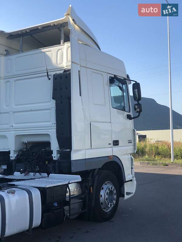 Тягач DAF XF 105 2010 в Хусті