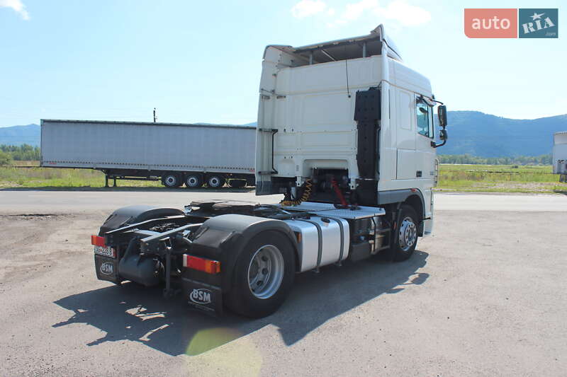 Тягач DAF XF 105 2011 в Хусте