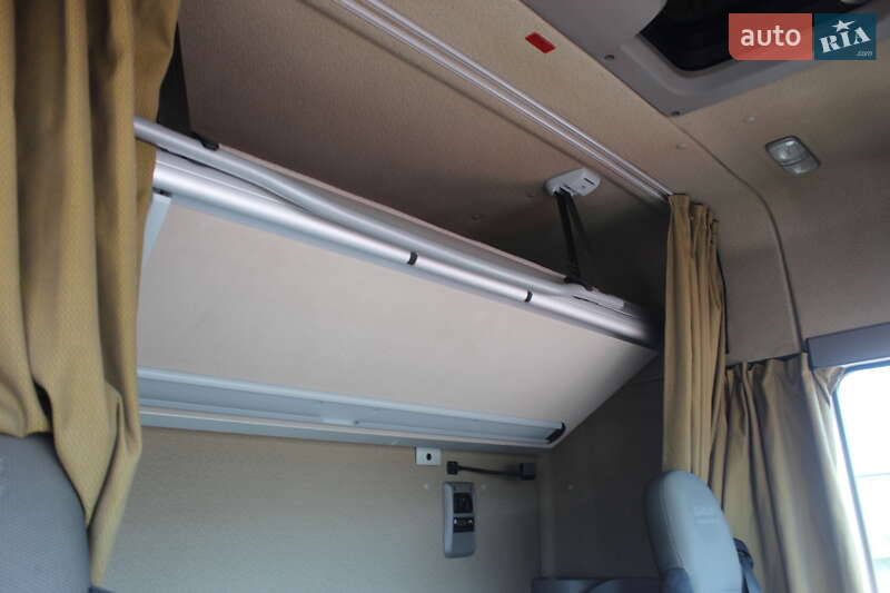 Тягач DAF XF 105 2011 в Хусте