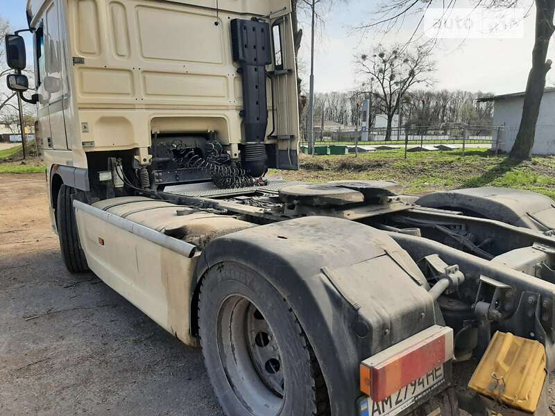 Тягач DAF XF 105 2011 в Коростені