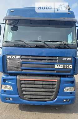 Тягач DAF XF 105 2012 в Киеве