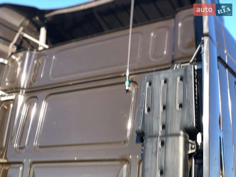 Тягач DAF XF 105 2012 в Ровно