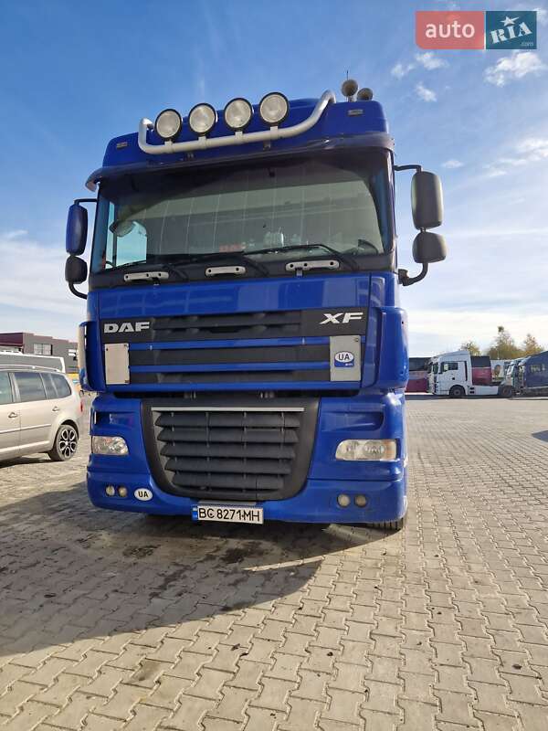 Тягач DAF XF 105 2006 в 
