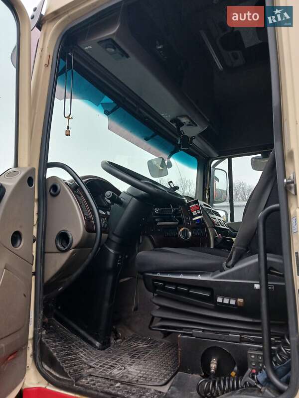 Тягач DAF XF 105 2006 в Львові