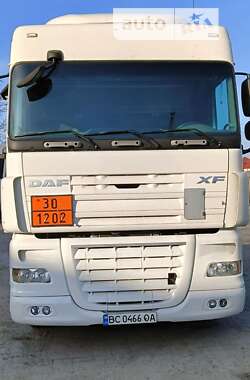 Тягач DAF XF 105 2008 в Львове