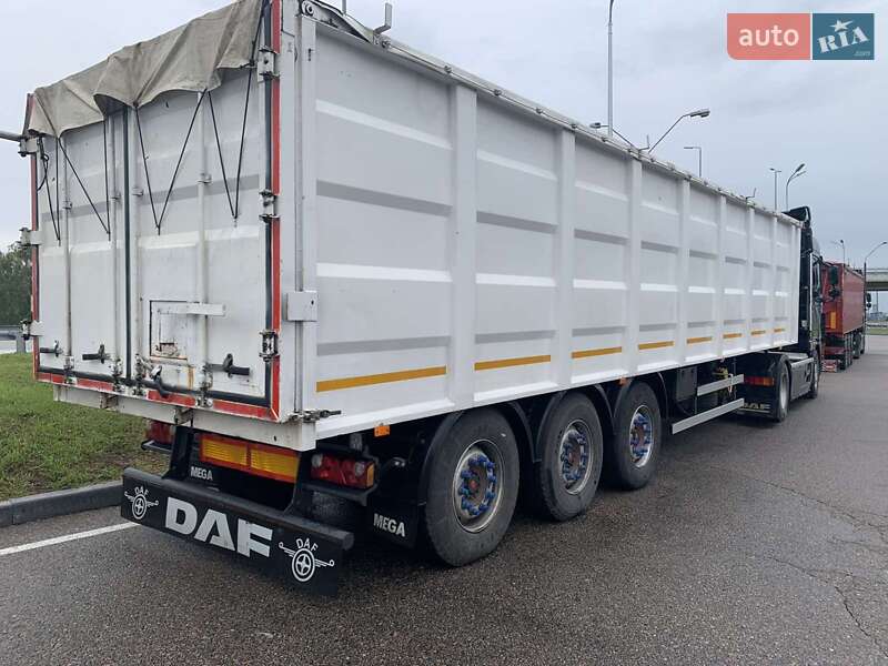 Зерновоз DAF XF 105 2010 в Сновске