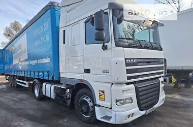 Тягач DAF XF 105 2015 в Киеве