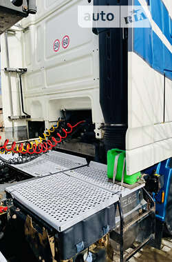 Тягач DAF XF 105 2009 в 