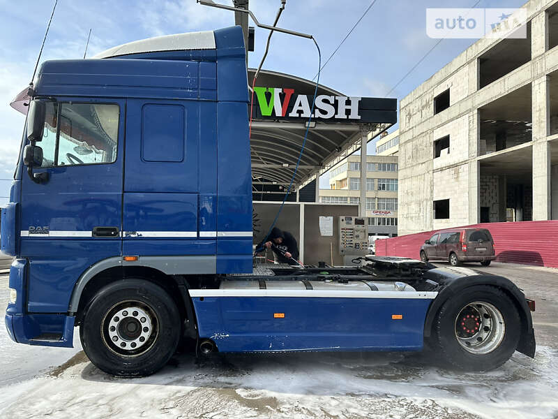 Тягач DAF XF 105 2006 в Тернополе