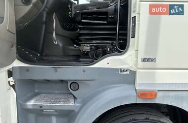 Тягач DAF XF 105 2011 в 