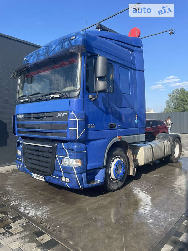 Тягач DAF XF 105 2008 в Полтаве