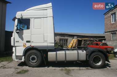 Тягач DAF XF 105 2009 в Чернигове