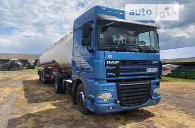 Тягач DAF XF 105 2009 в Полтаве