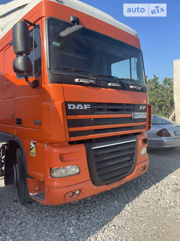 Тягач DAF XF 105 2007 в Одессе