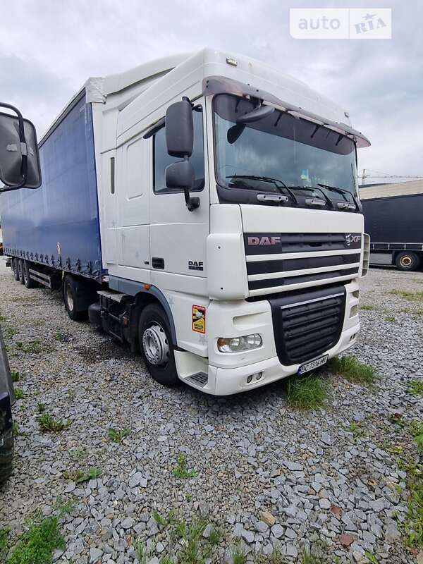 Тягач DAF XF 105 2007 в Львові