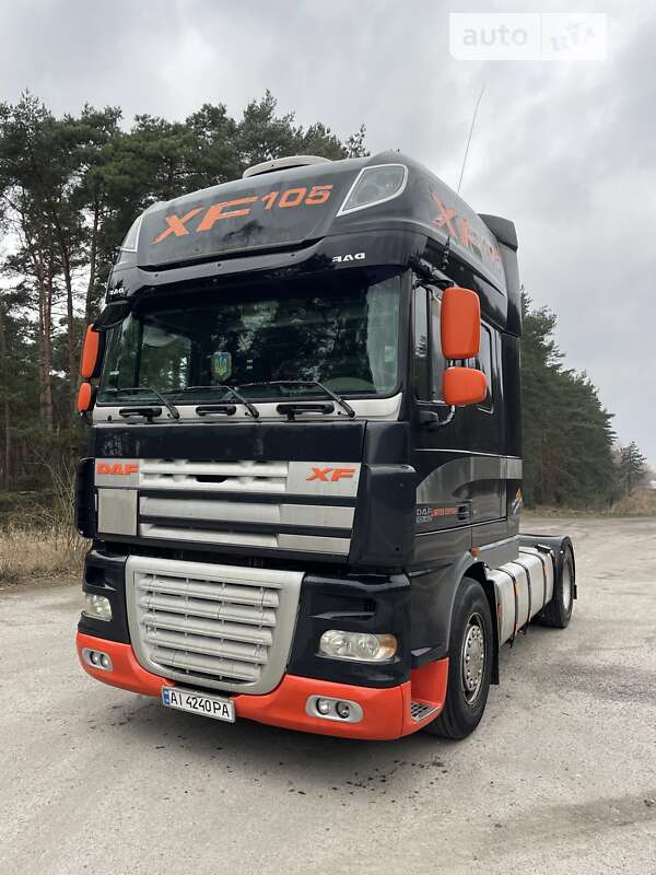 Тягач DAF XF 105 2008 в Киеве