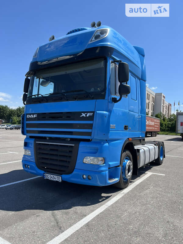 Тягач DAF XF 105 2012 в Львові