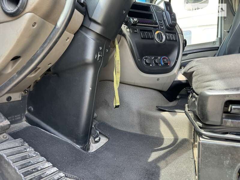 Тягач DAF XF 105 2007 в Львові