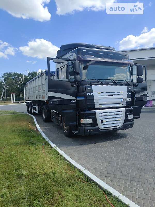 Тягач DAF XF 105 2007 в Одессе