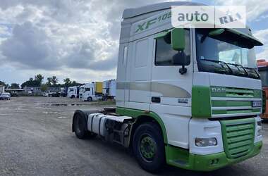 Тягач DAF XF 105 2010 в Львове