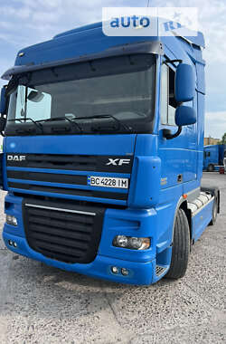 Тягач DAF XF 105 2011 в Львове