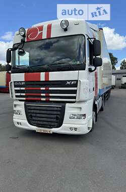 Тягач DAF XF 105 2013 в Чернігові