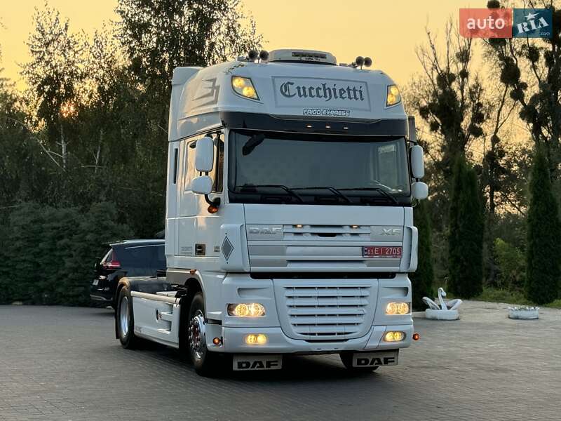Тягач DAF XF 105 2013 в Дубні