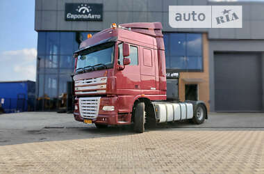 Тягач DAF XF 105 2012 в Ровно