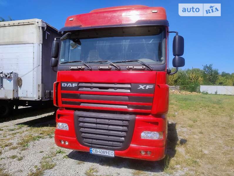 Тягач DAF XF 105 2007 в Чернигове
