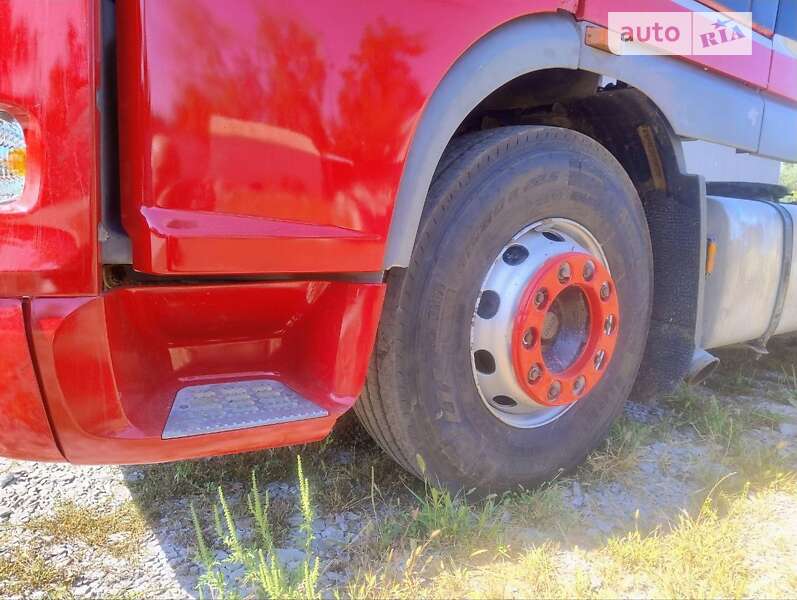 Тягач DAF XF 105 2007 в Чернигове