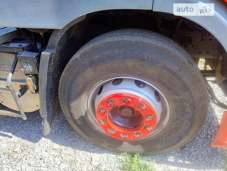 Тягач DAF XF 105 2007 в Чернигове