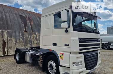 Тягач DAF XF 105 2010 в Чернівцях