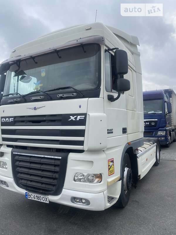 Тягач DAF XF 105 2007 в Львове