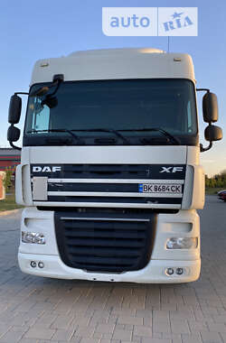 Тягач DAF XF 105 2012 в 