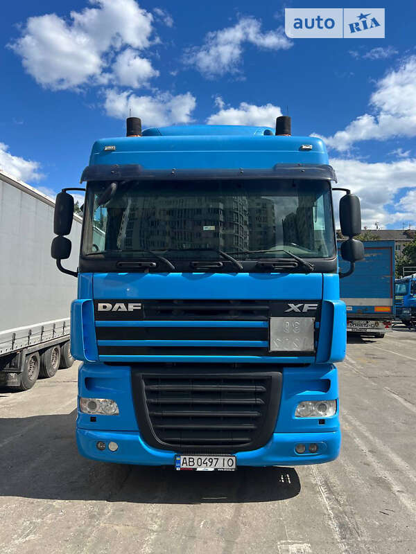 Тягач DAF XF 105 2013 в Киеве