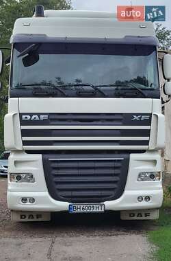 Тягач DAF XF 105 2011 в 