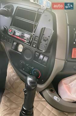 Тягач DAF XF 105 2009 в 