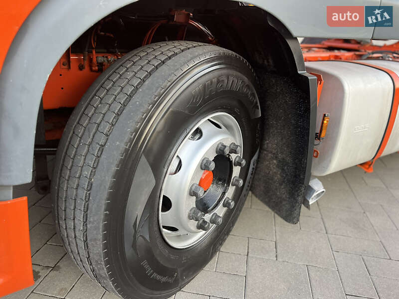 Тягач DAF XF 105 2007 в Ровно