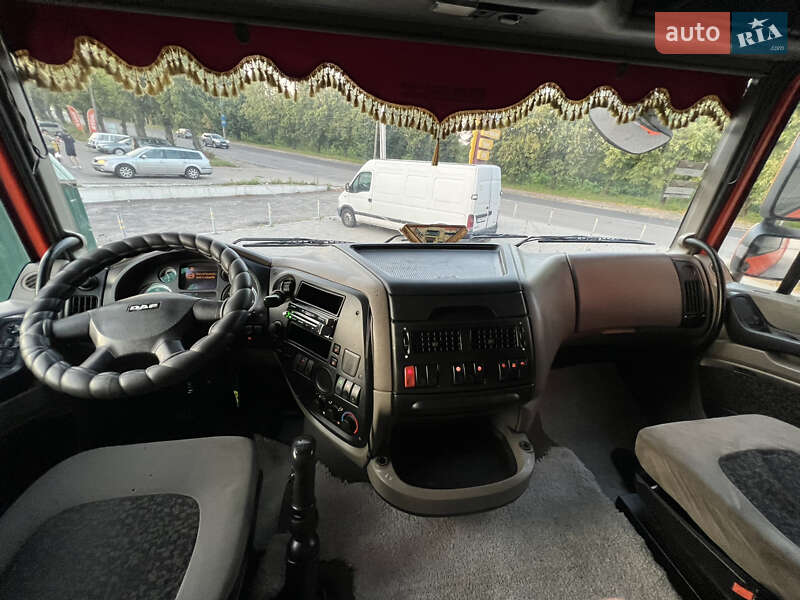 Тягач DAF XF 105 2007 в Ровно