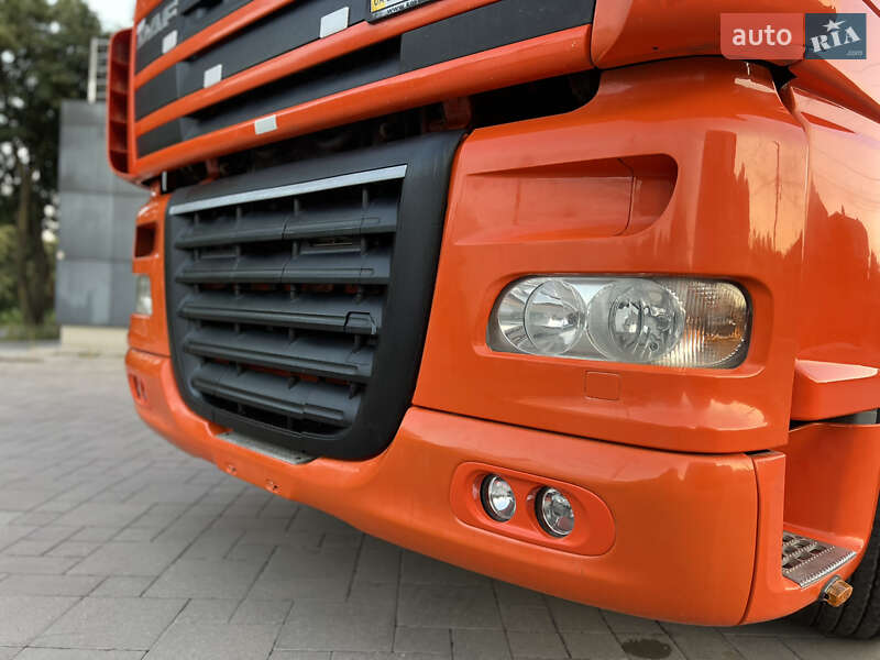 Тягач DAF XF 105 2007 в Ровно