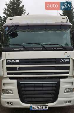 Тягач DAF XF 105 2008 в Дубно