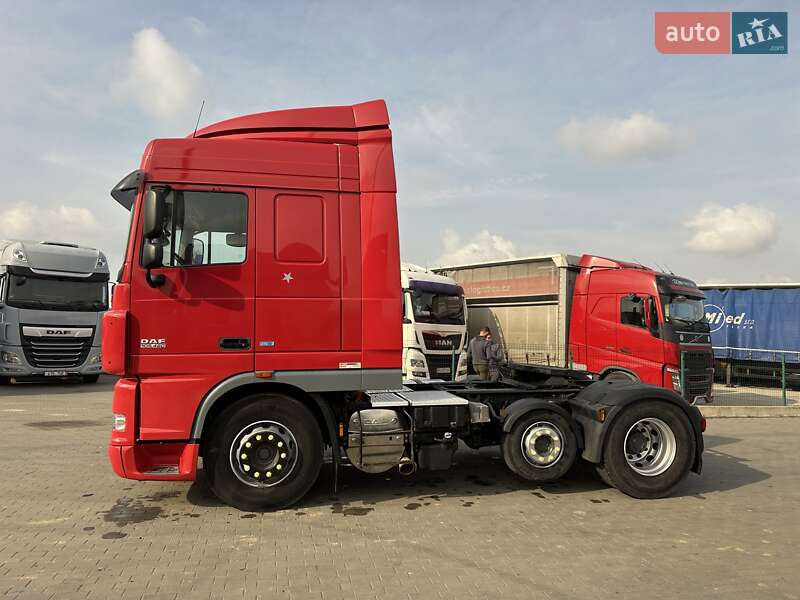 Тягач DAF XF 105 2013 в Тячеве